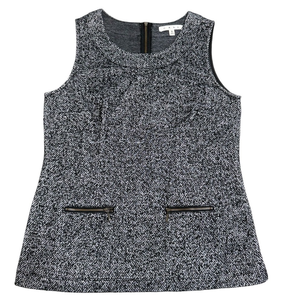 CAbi Black and White Textured Knit Top zip-up back pockets size S sleeveless